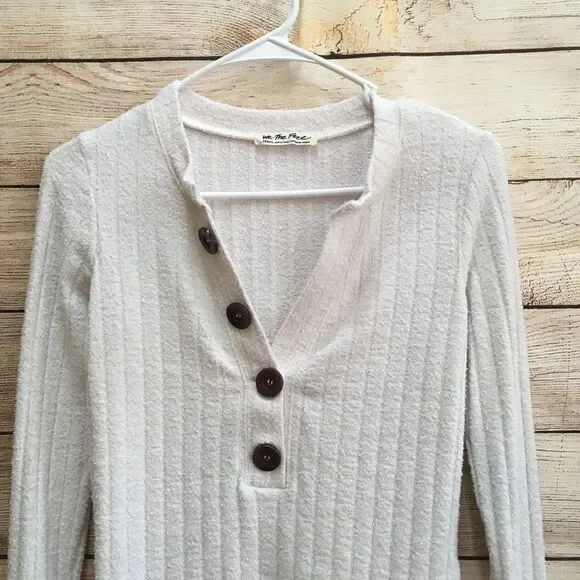 WE THE FREE HENLEY THERMAL KNIT TOP IN CREAM - Picture 2 of 6